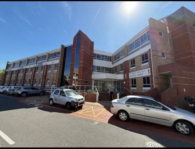 971.40M² OFFICE TO LET IN TYGER VALLEY